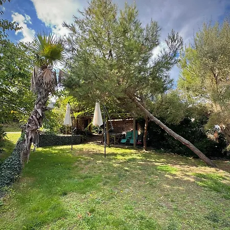 Denise Grand Barneville-Carteret